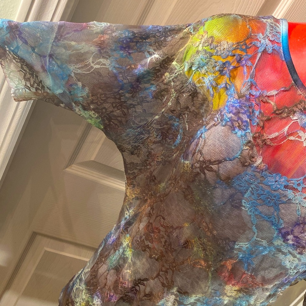 NEW DIRECTIONS Blue Combo Mesh Fun Sheer Top NWTs - Picture 4 of 11